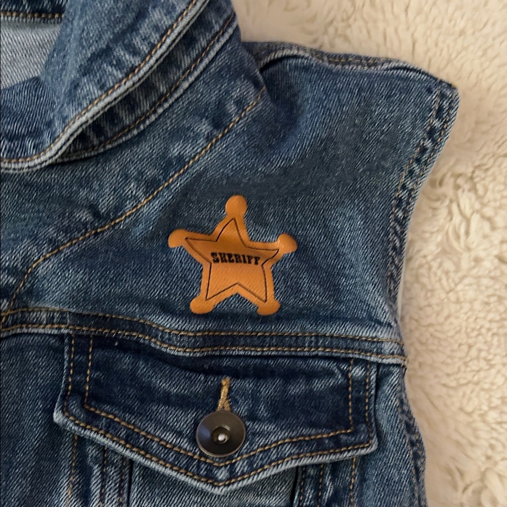 Blue Denim Vest with Cream Embroidered Back Patch - Picture 5 of 6